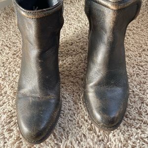 Diba True, Size 8.5, Distressed black and brown suede booties, VGUC